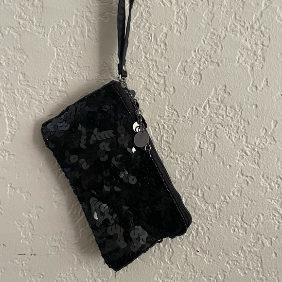 Old Navy Black Sequined Zippered Wristlet - Picture 2 of 4